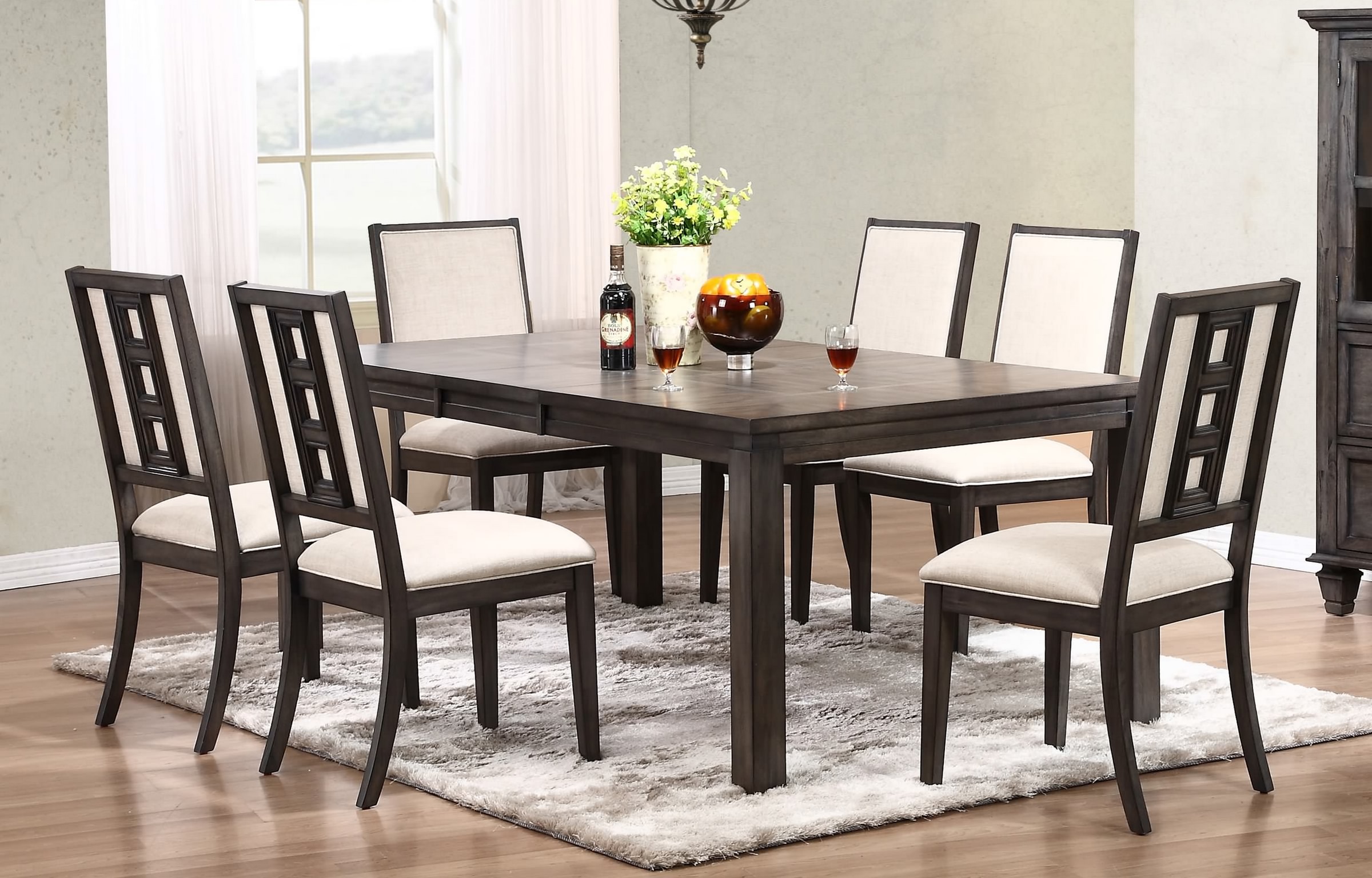 Coaster 64/82″ Dining table