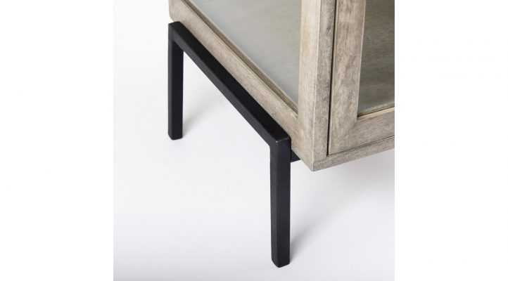 Lyon 20L x 18W x 26H Gray Wood W/ Black Metal Frame End/Side Table