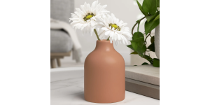 Komi 5.5h Ceramic Bottle Vase - Terracotta (2)