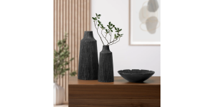 Petra Etched Line 12h Resin Vase - Black (5)