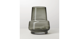 Solo Smoke Glass 7.5h Vase (2)