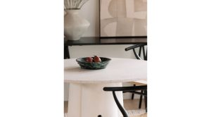 Mono Dining Table