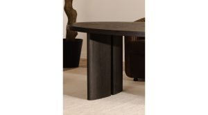 William Dining Table (3)