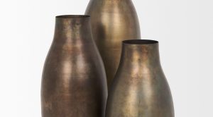 Devi Vase-Short (8)