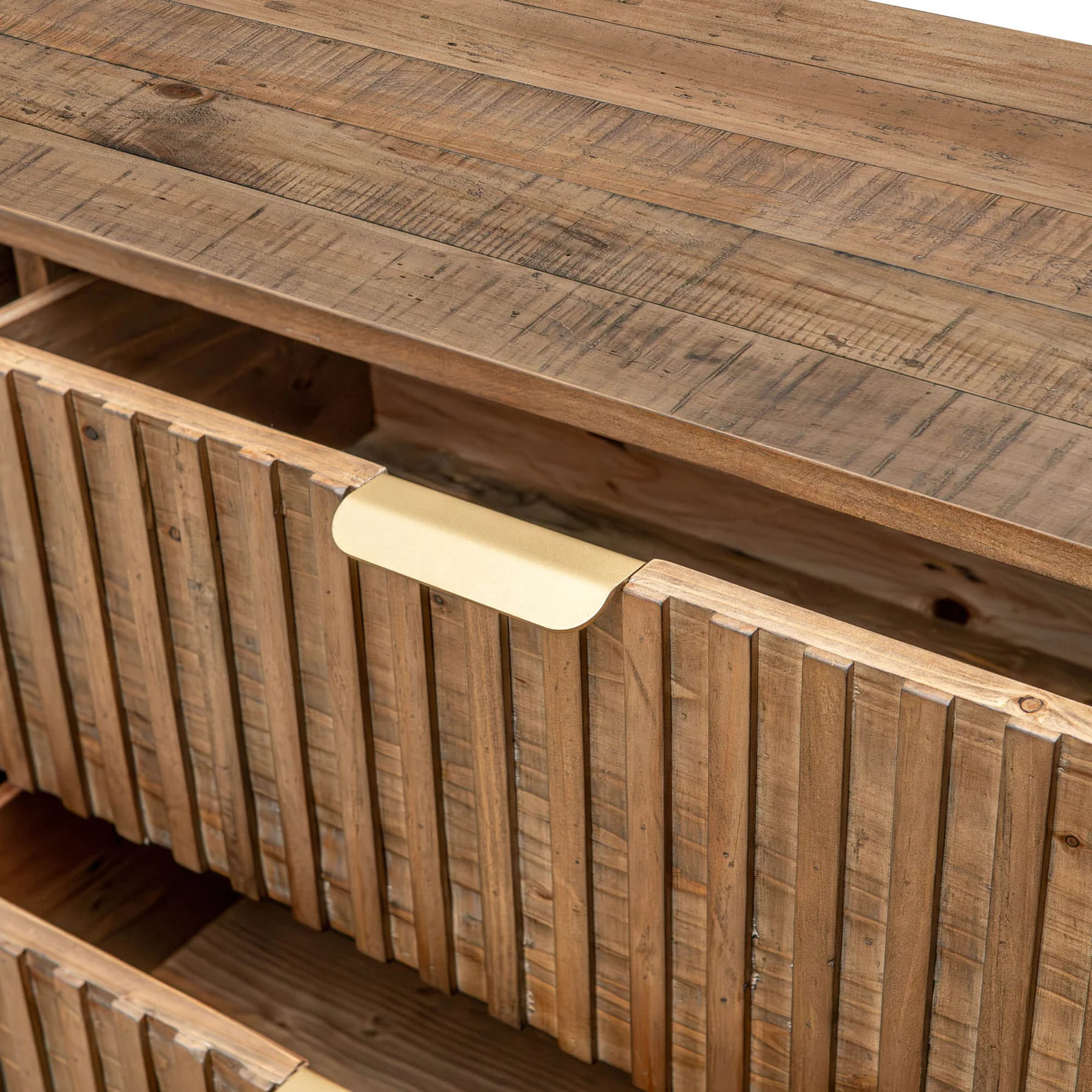 Brittany 6 Drawer dresser - Image 7