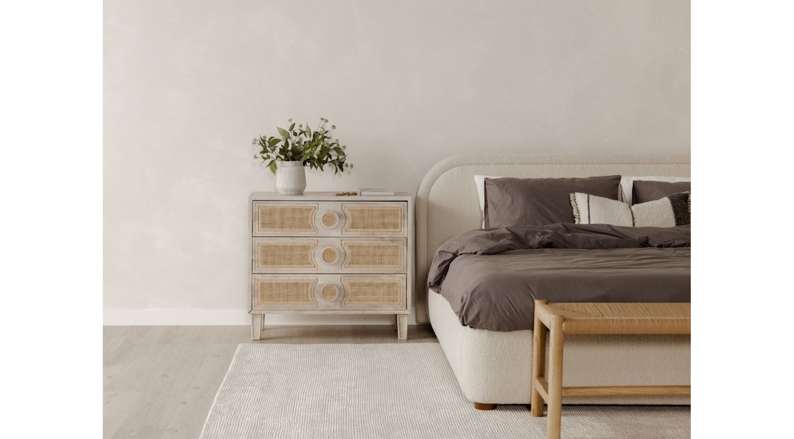 COLIN KING BED- OATMEAL - Image 7