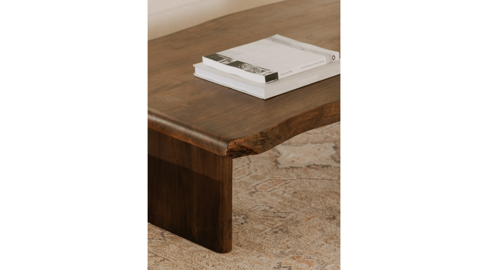 LILA COFFEE TABLE - Image 11