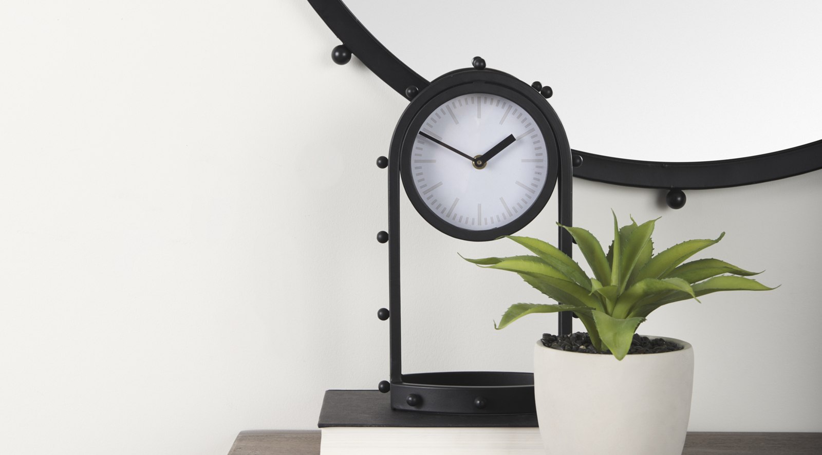 Marian Oval Table Clock Black - Image 8