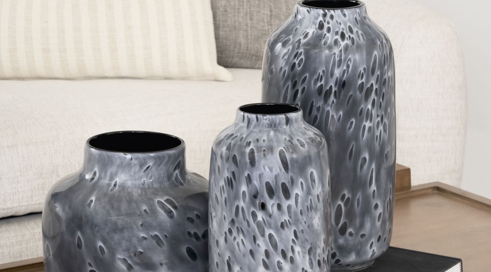 Masai Black Glass Vase-Medium - Image 9