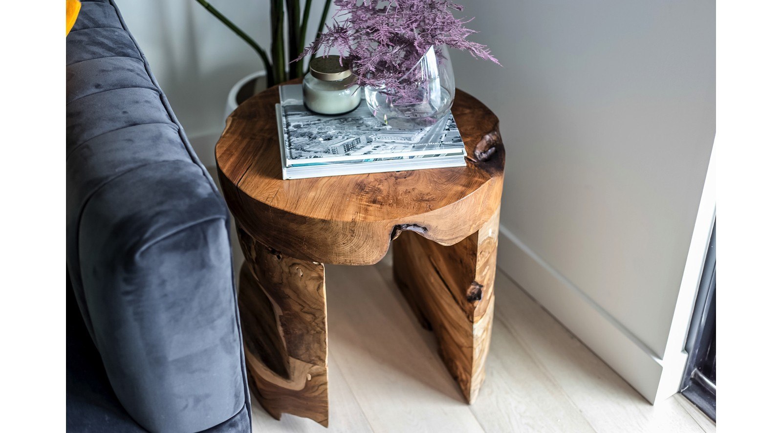 Kayu Bundar Accent Table - Image 2