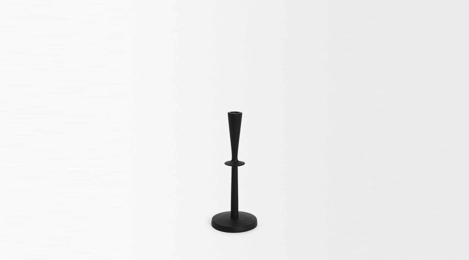 Qwin Black Candle Holder Short