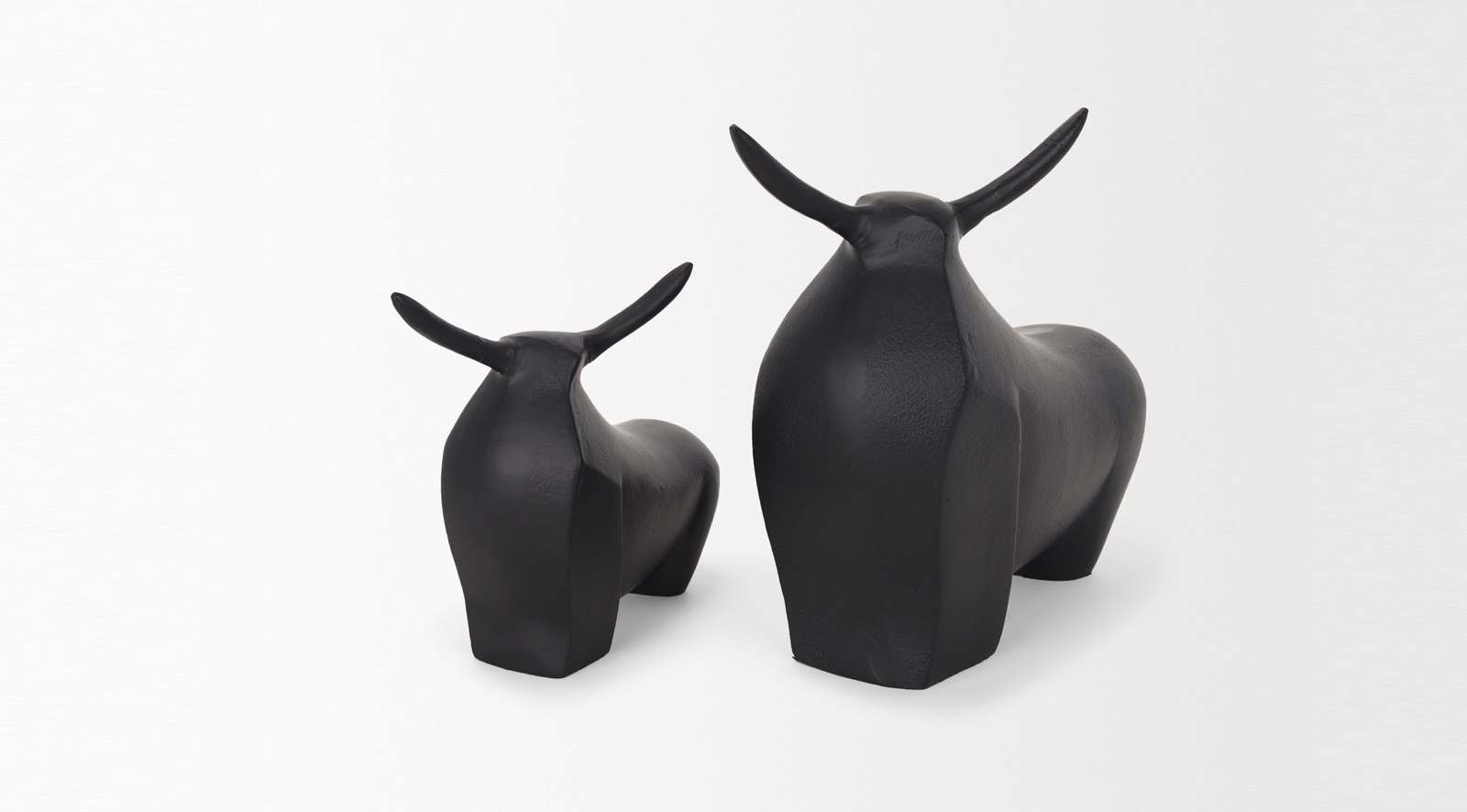 Radu Bull Large - Image 7