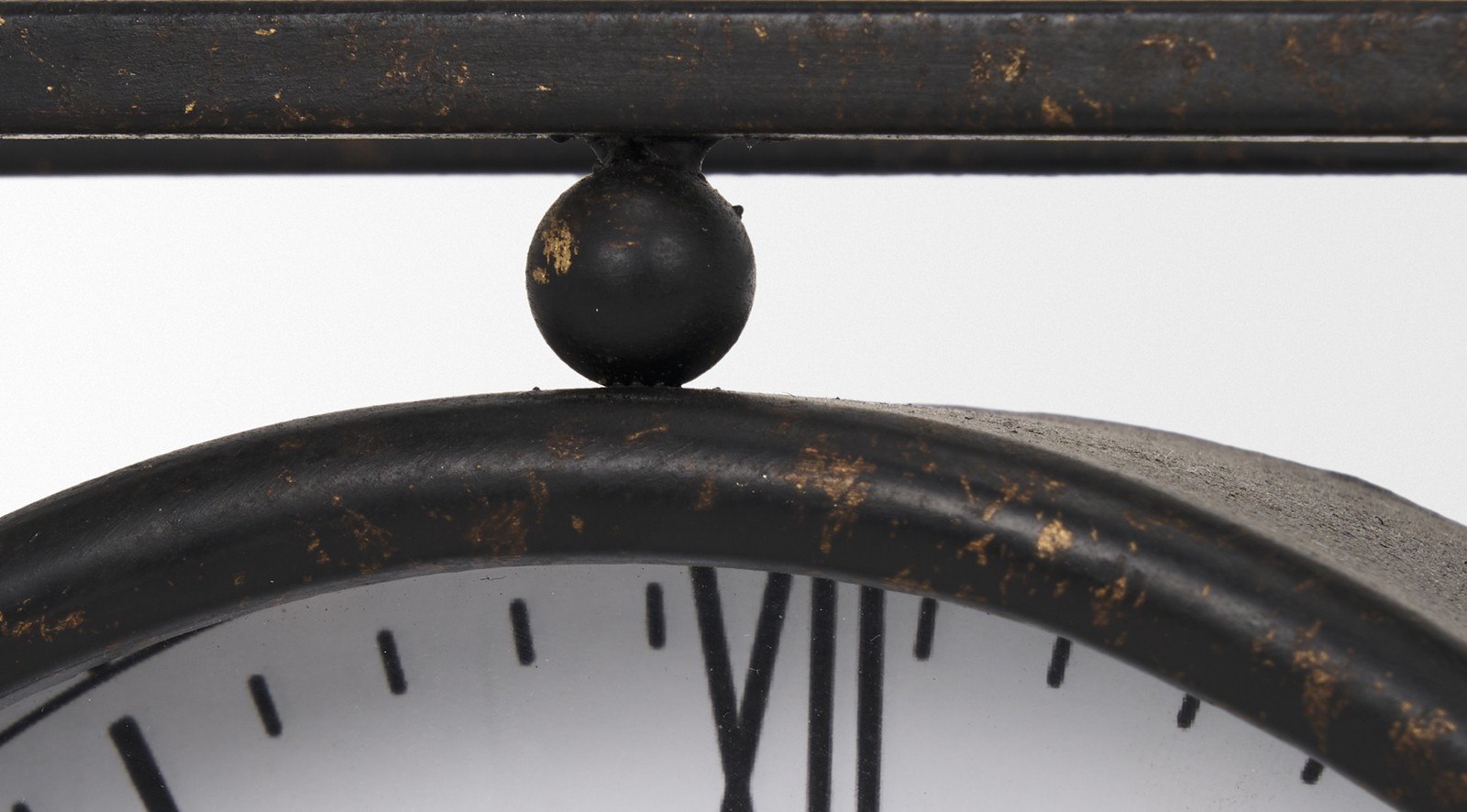 Raisa Table Clock - Image 9