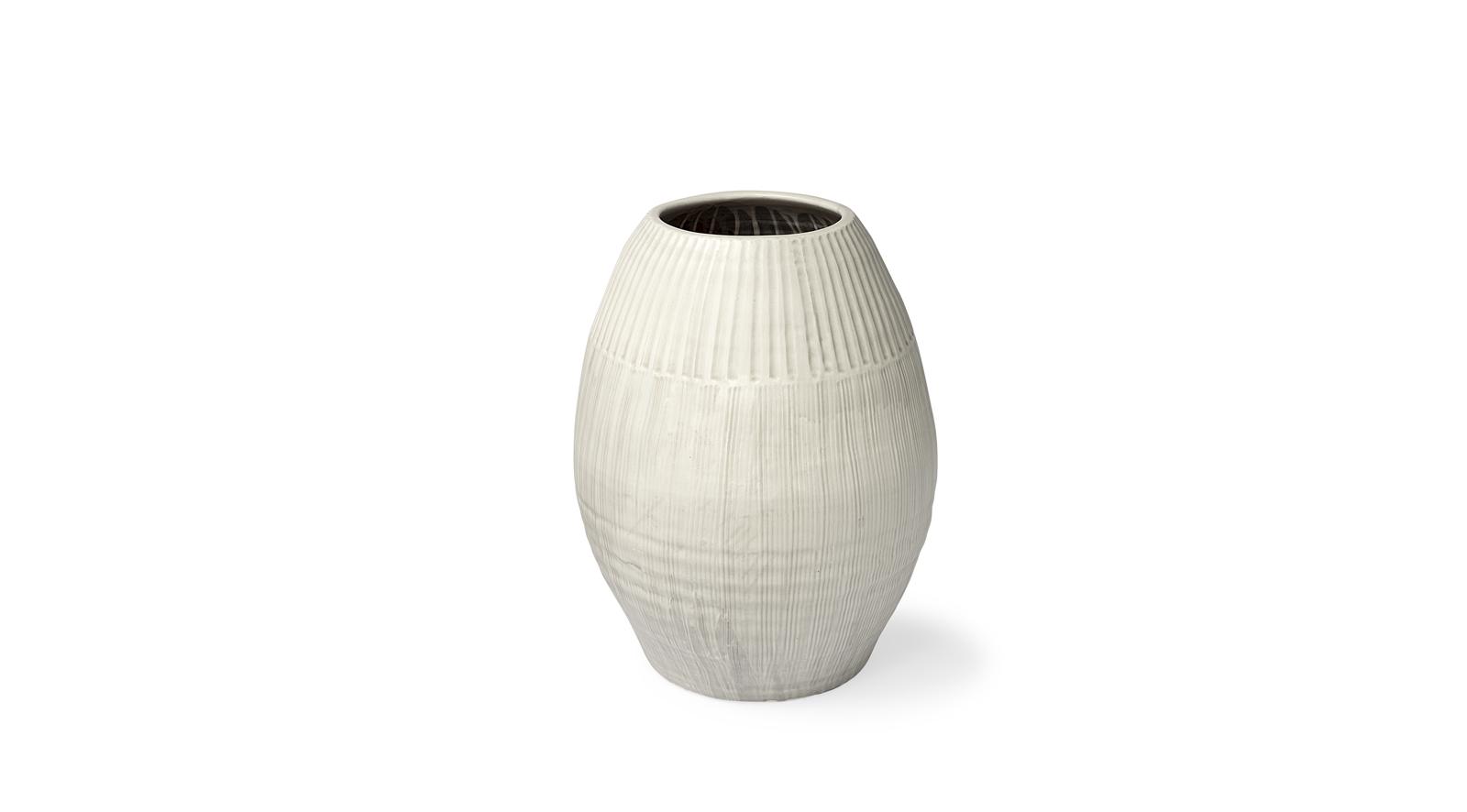 Reyan Floor Vase-21H