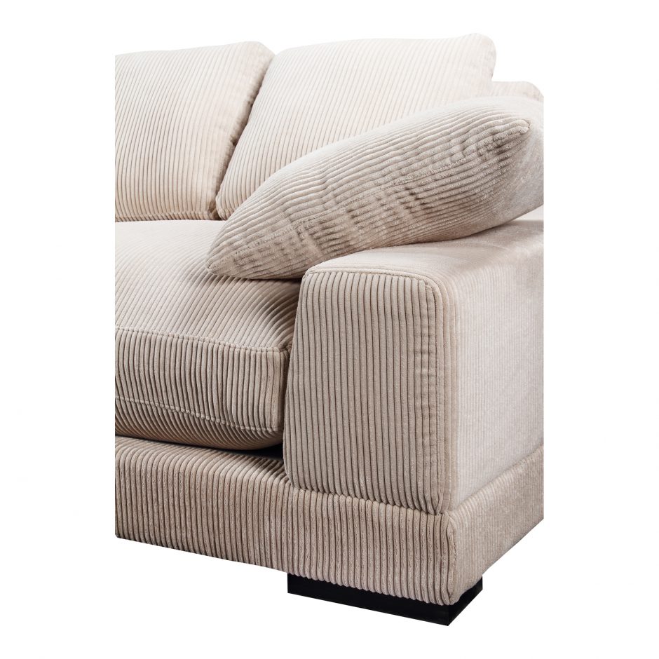 Plunge Sectional - Image 8