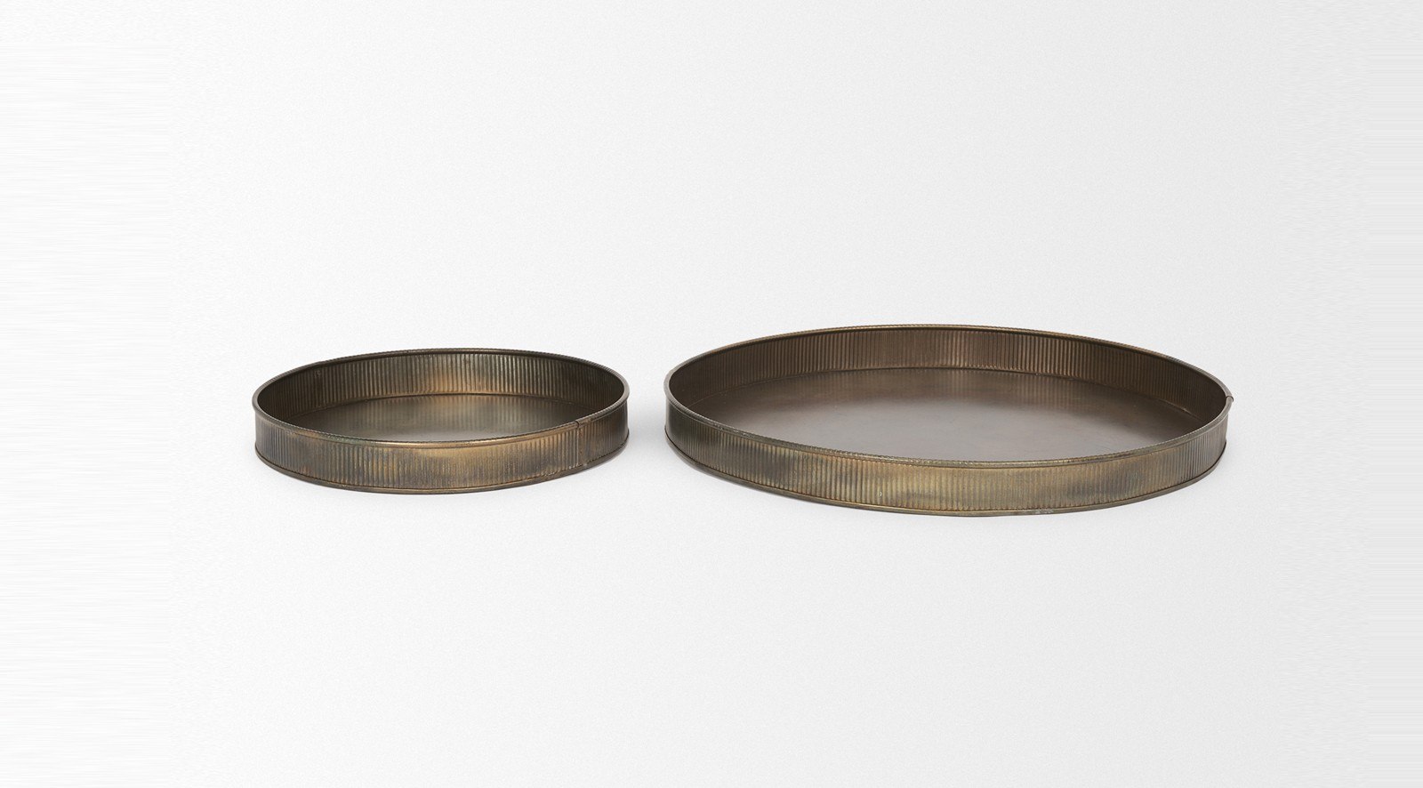 Varun Metal Trays Round