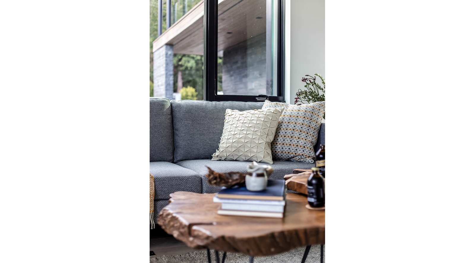 Kayu Hairpin Nesting Table – Small - Image 9