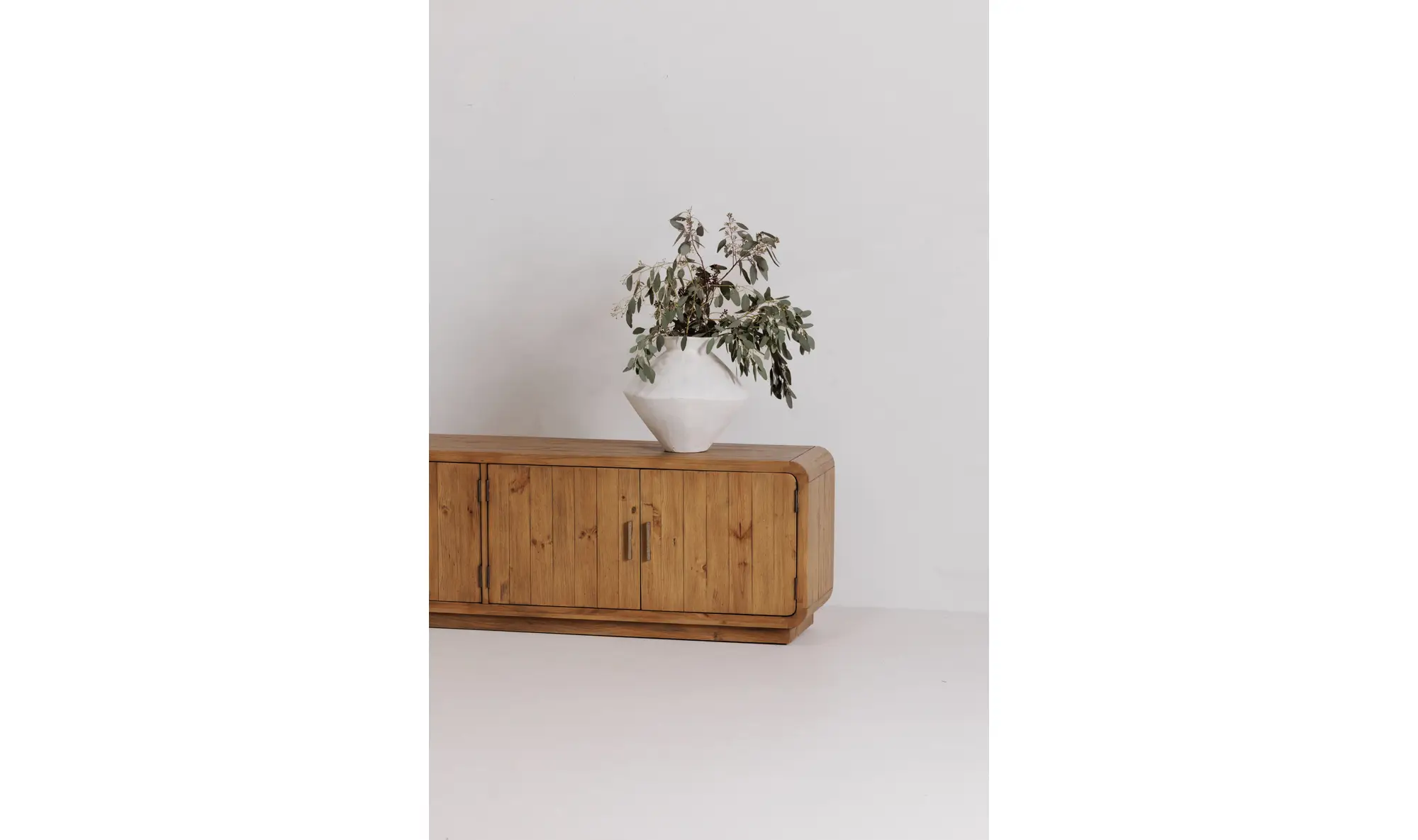 Monterey Media Cabinet Rustic Blonde - Image 10