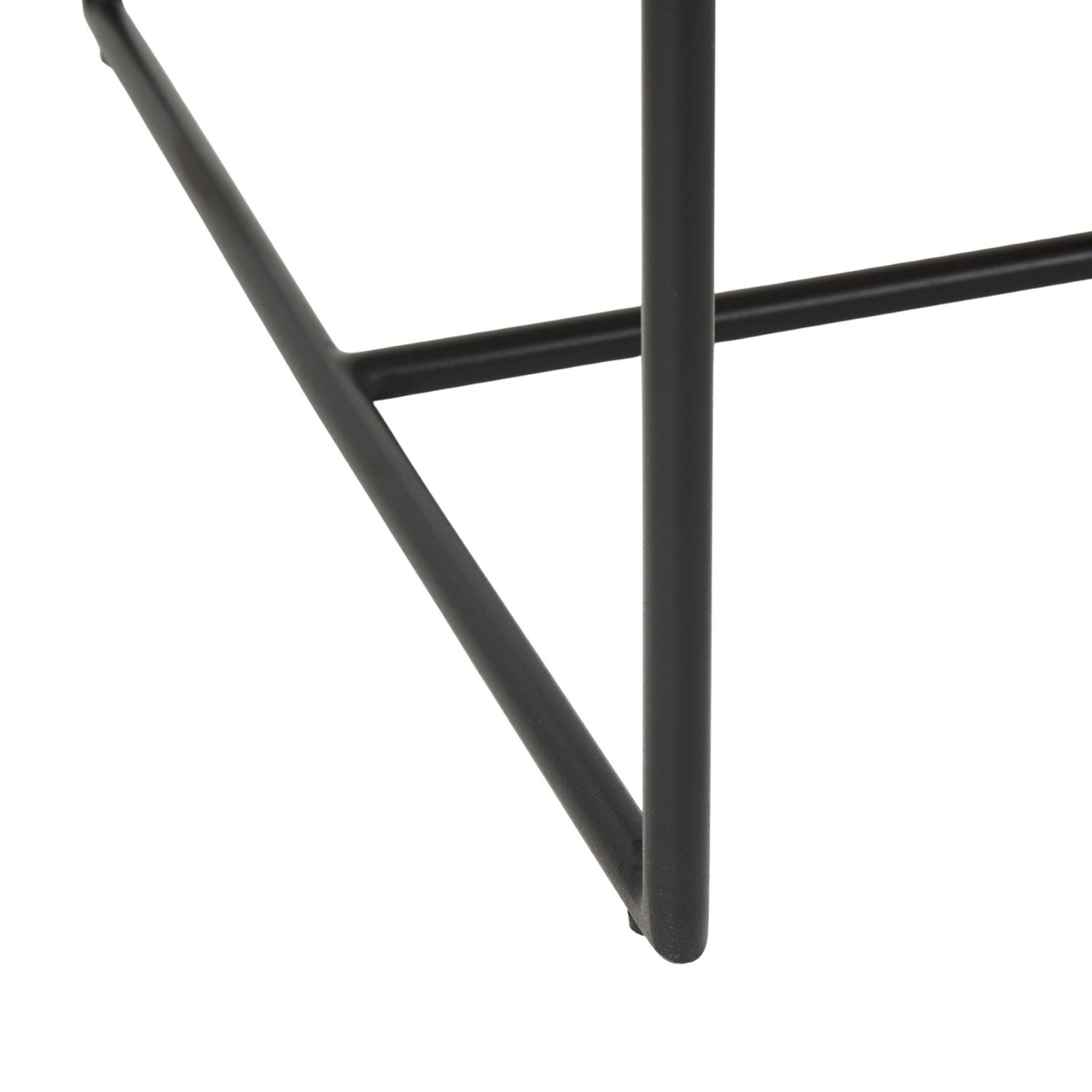 Stamford Dining Chair w/ Arms - Image 12