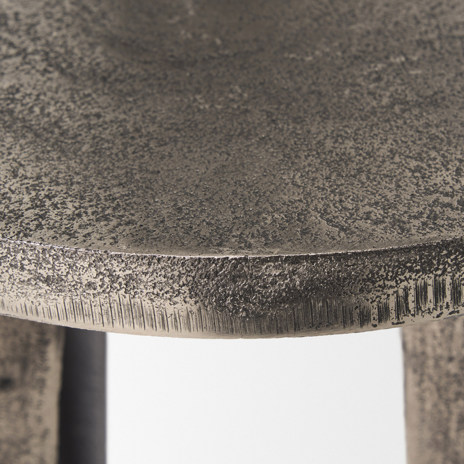Maggie Metal Accent Table - Image 6