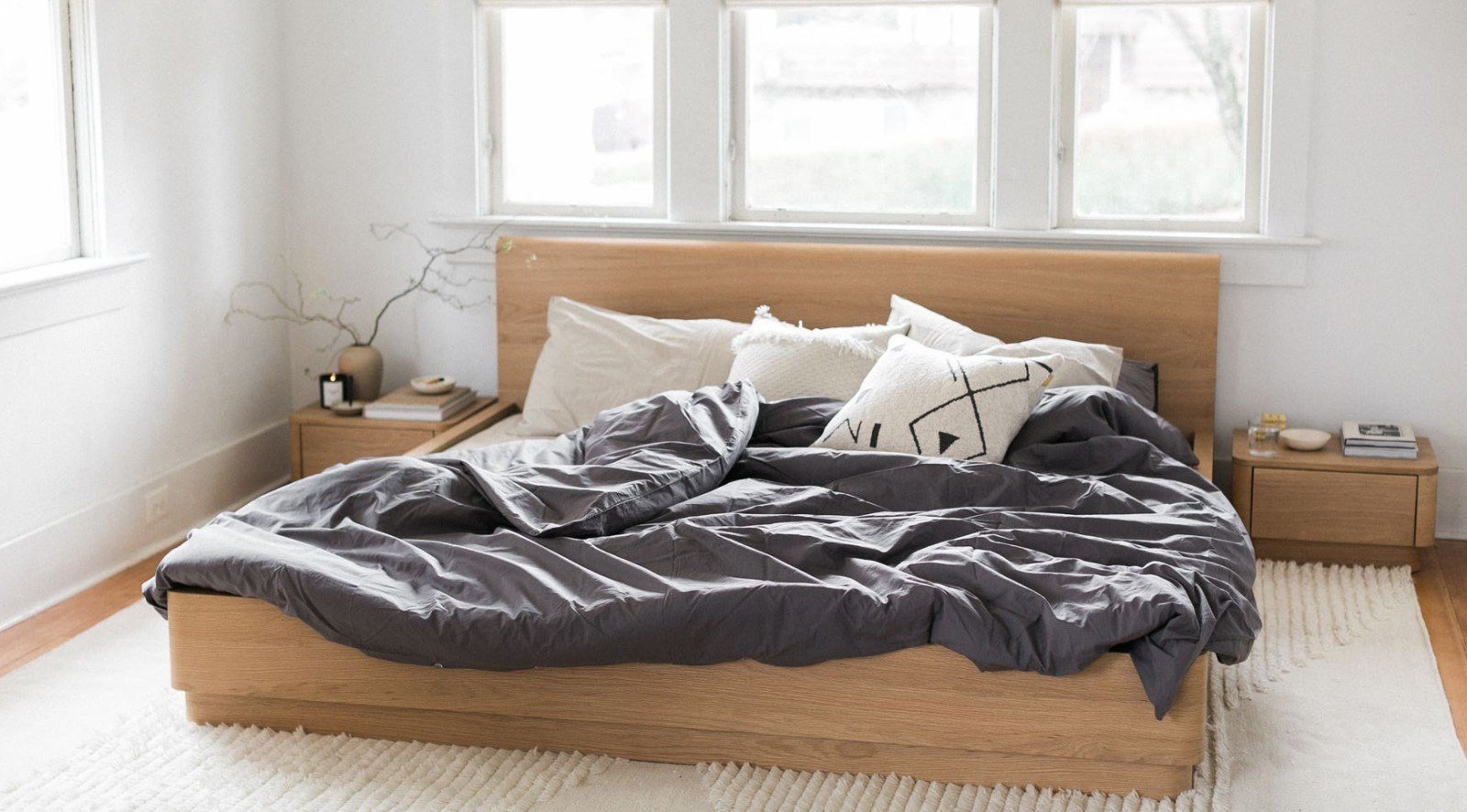 Round Off King Bed Light Oak Brown - Image 5
