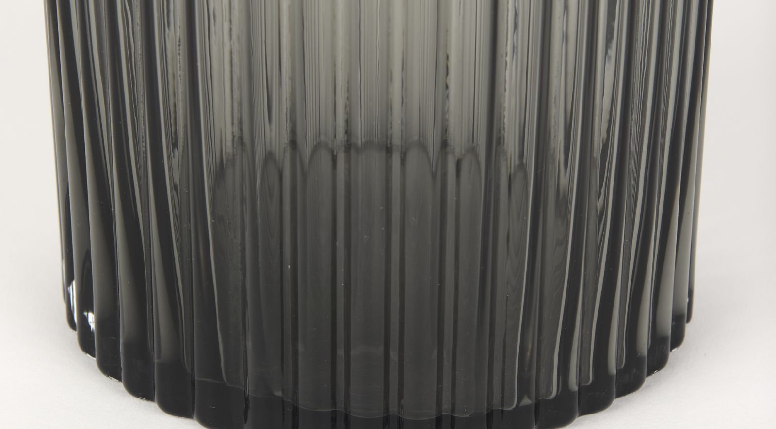 Dawn Black Glass Vase-Short - Image 6