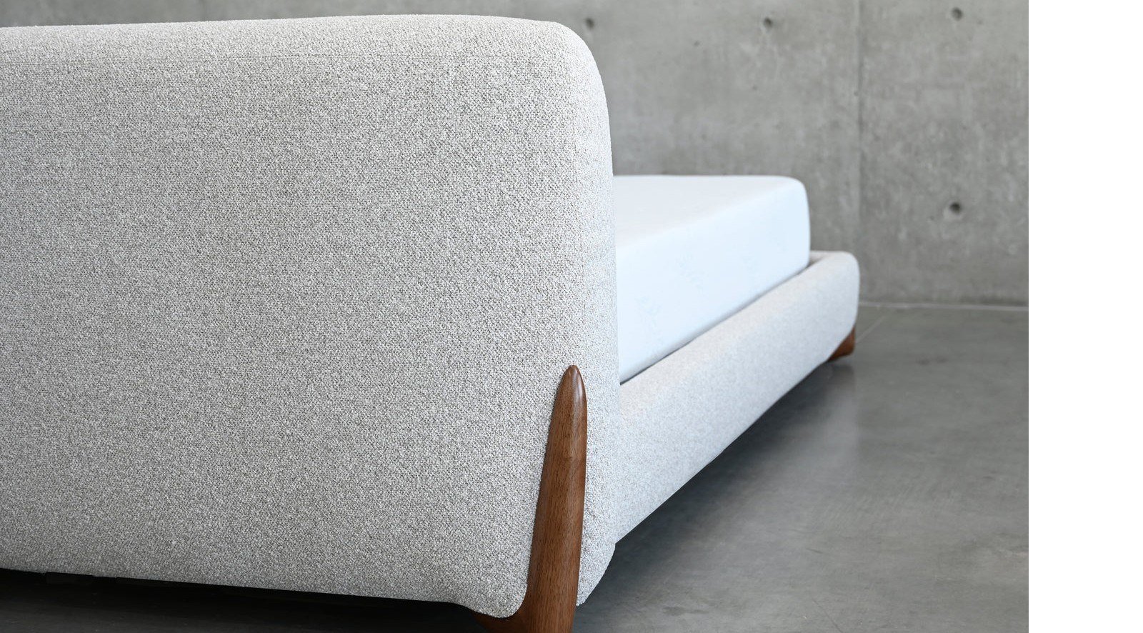 Mesa Queen Bed - Image 4
