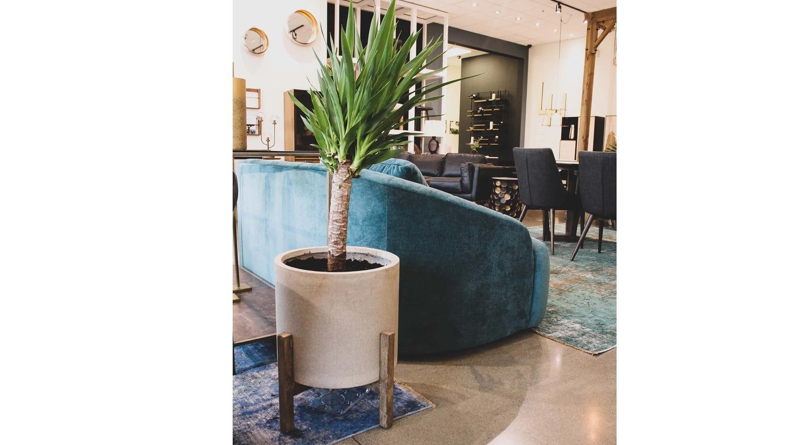 Patio Round Standing Pot - Natural Stone - Image 4