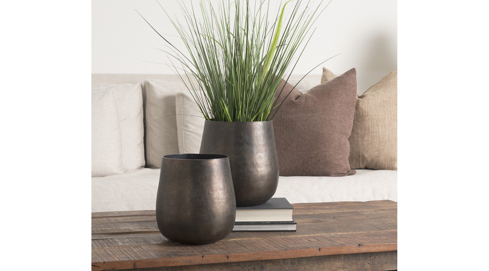 Quade Planter Small - Image 6
