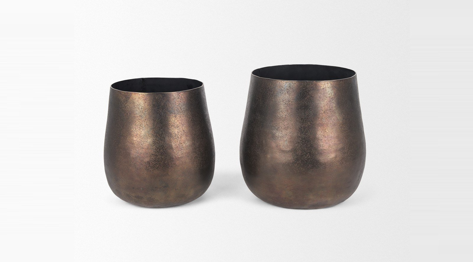 Quade Planter Small - Image 9