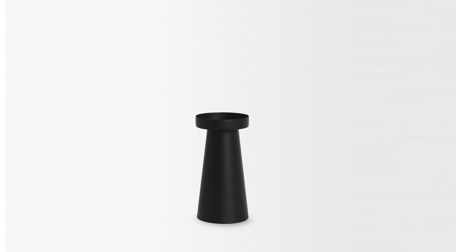 Quadir Candle Holder Short - Image 7