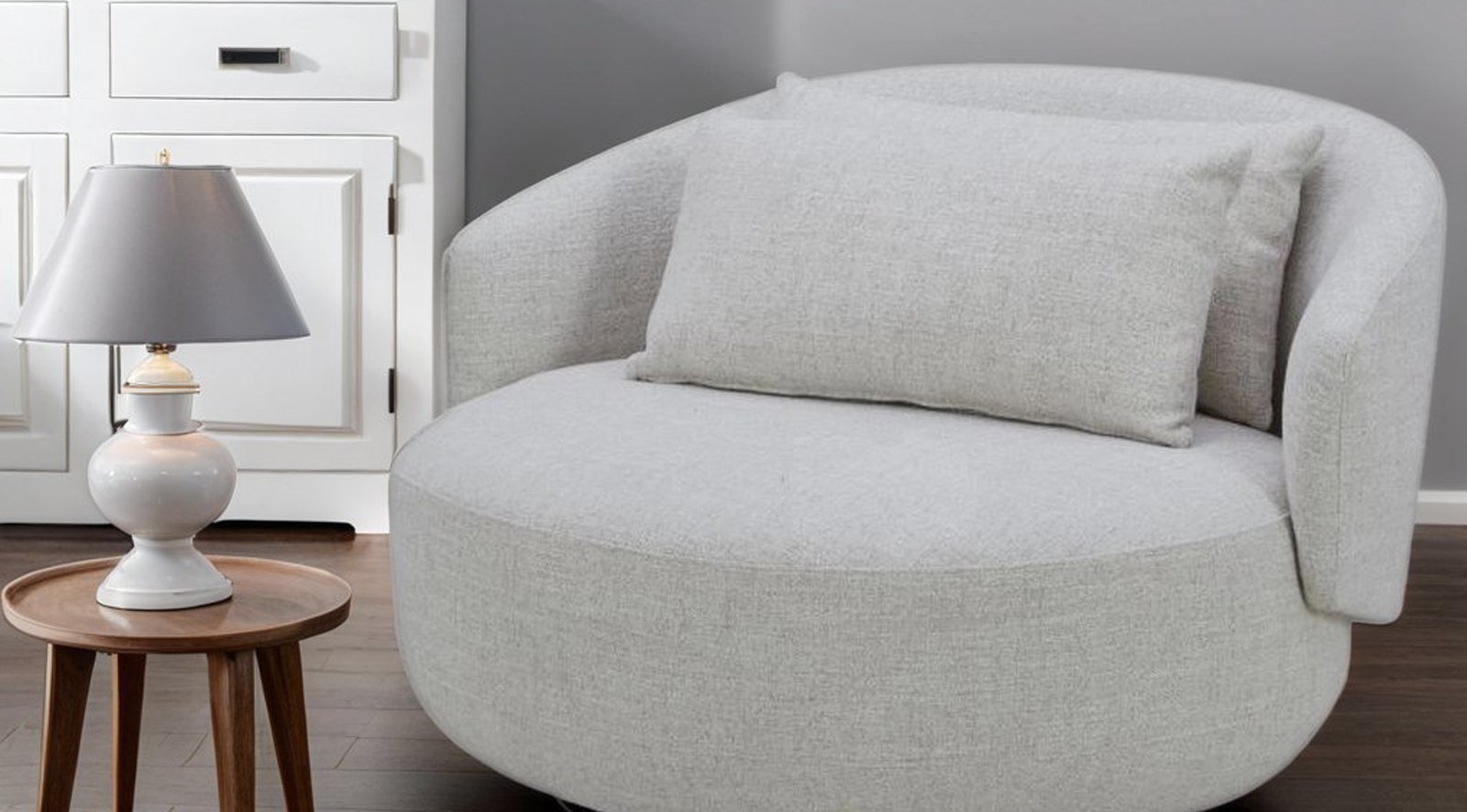Ritz Swivel Chair - Image 2