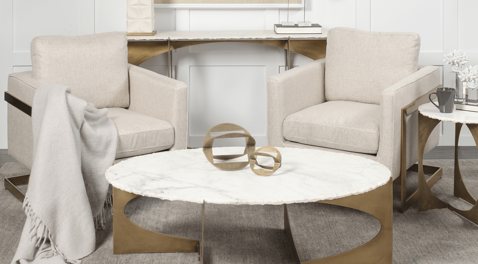 Reinhold IV White Console Table - Image 3
