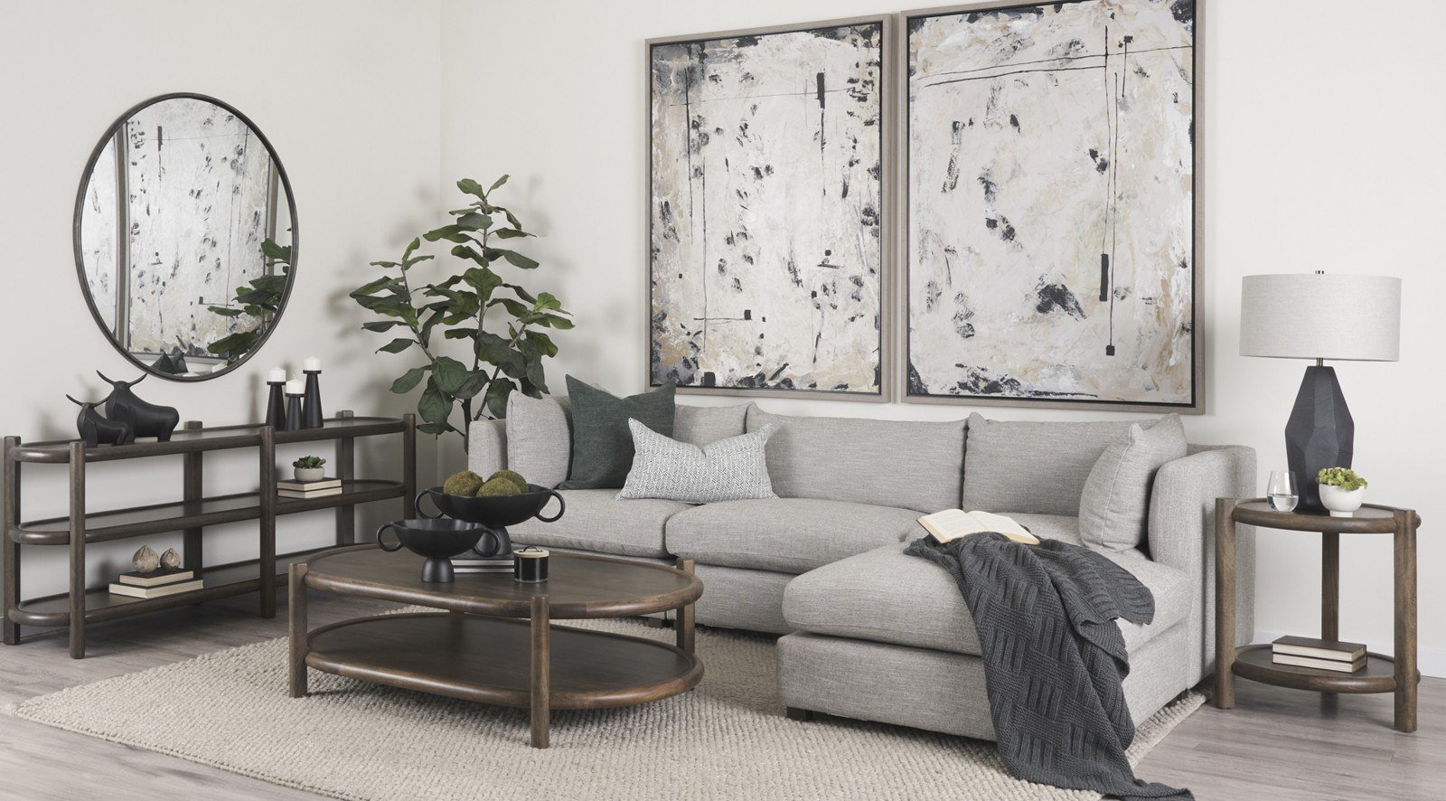 Romi Console Table - Image 6