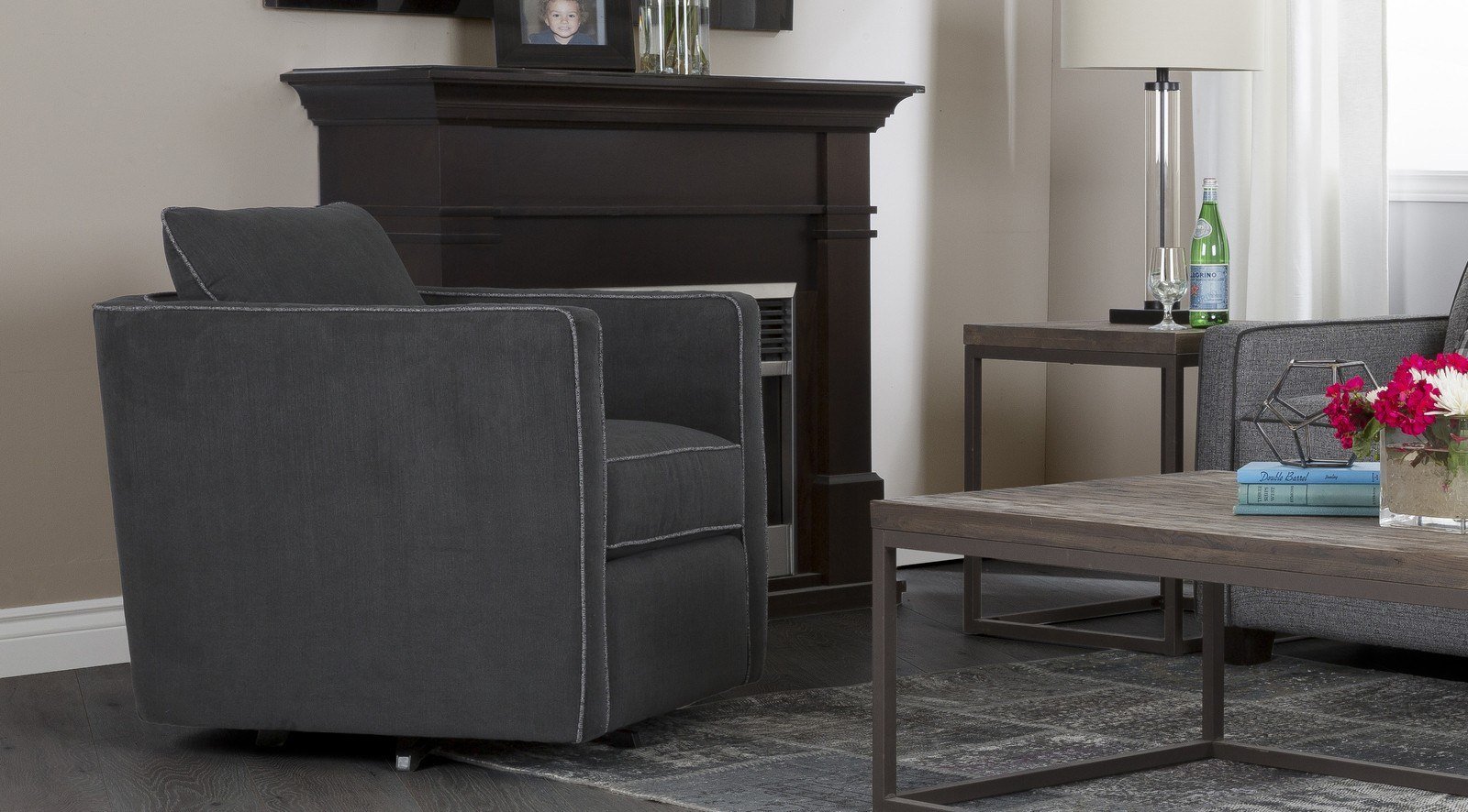 Shamya Chair - Image 4