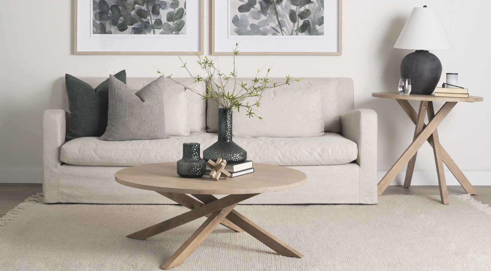 Solana Foyer Table - Image 5