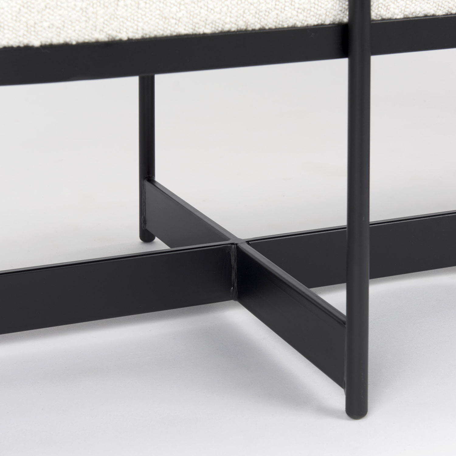 Amelia Bench - Image 8