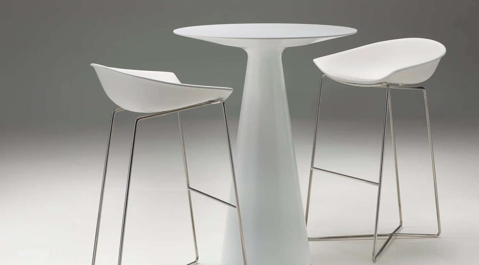 Maldives Bar Table - Image 2