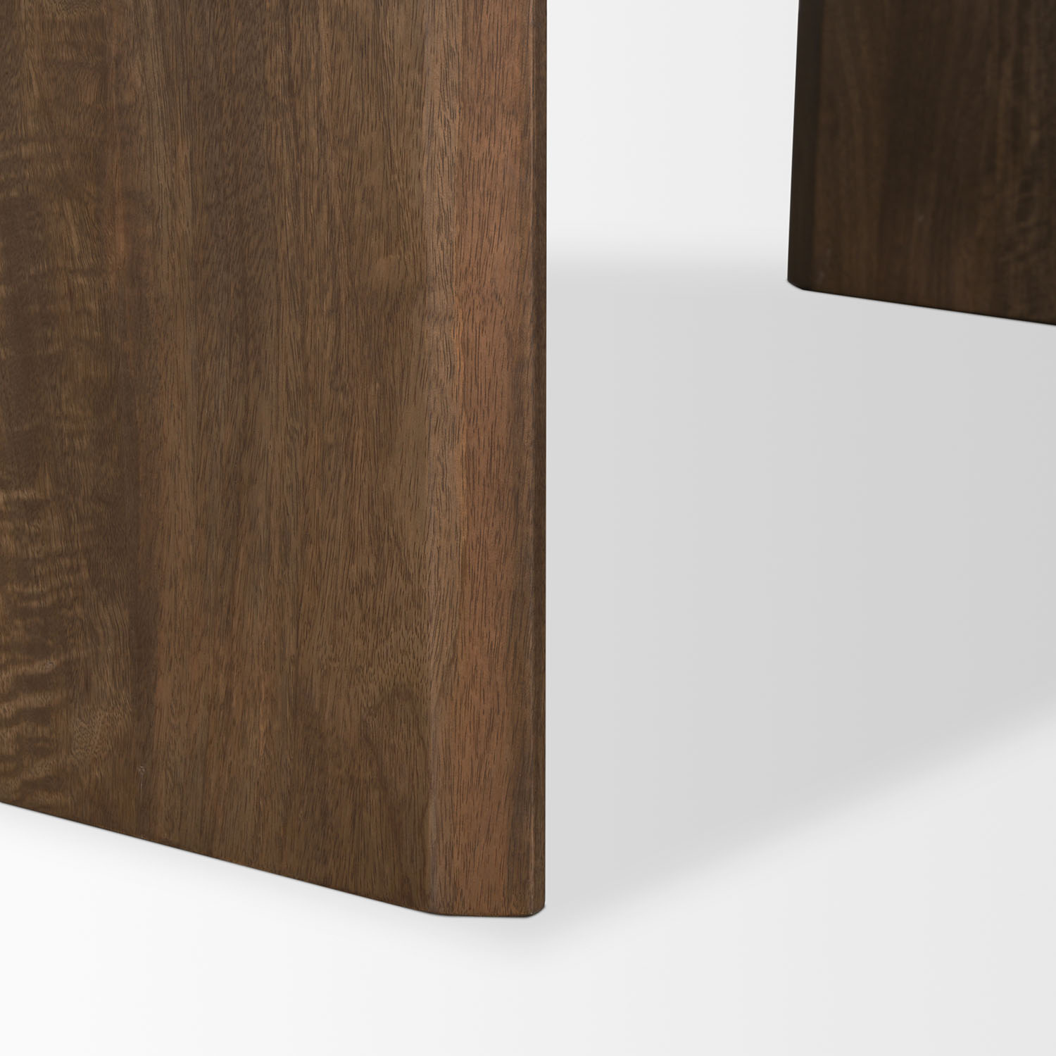 Isla Oval Dining Table - Image 7