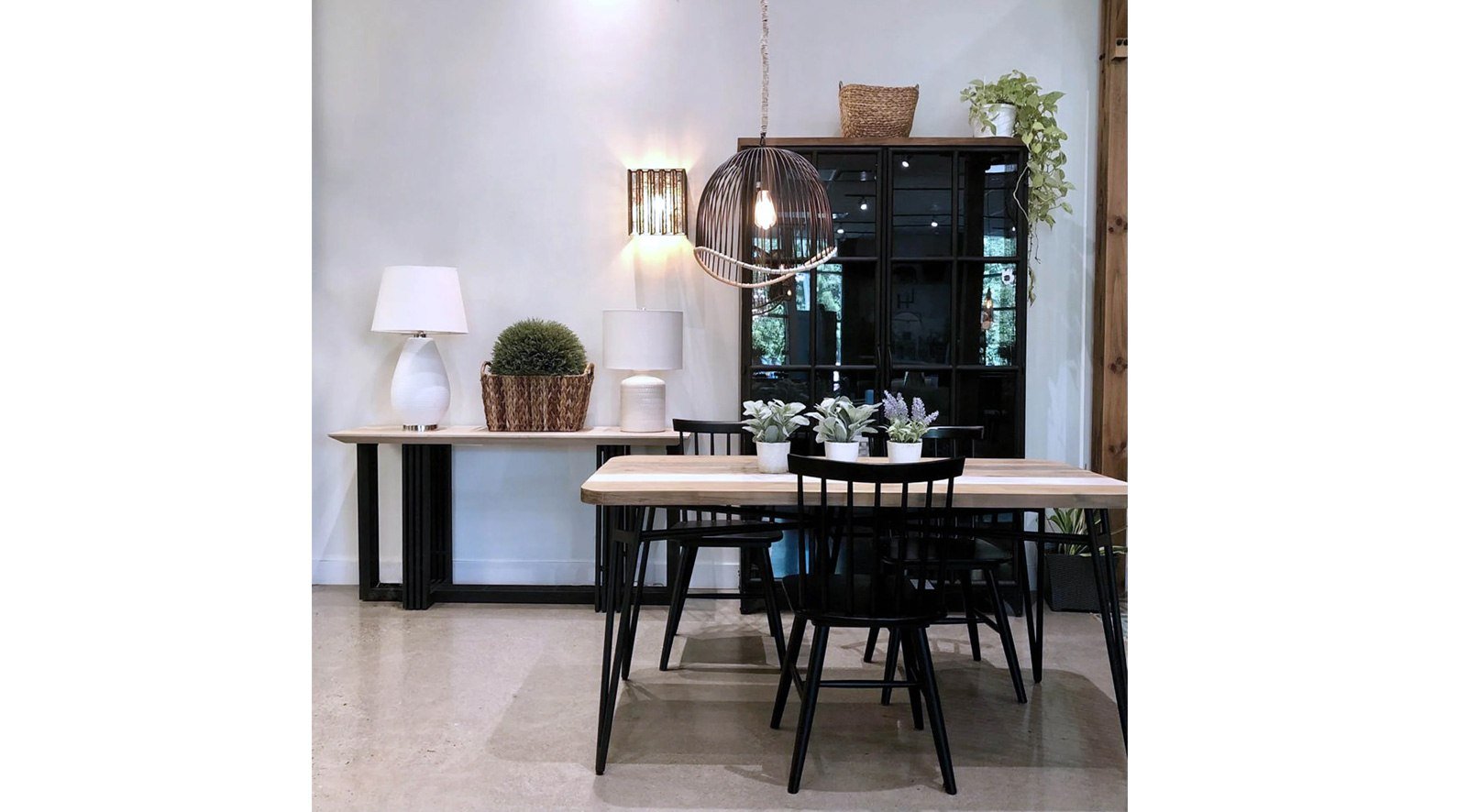 Timeless Display Cabinet - Image 12